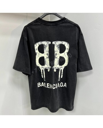 Футболка Balenciaga