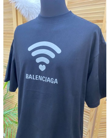 Футболка Balenciaga