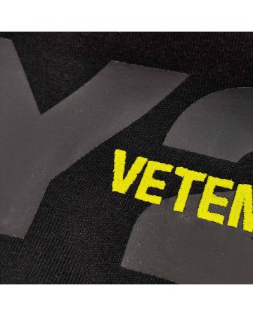 Футболка Vetements