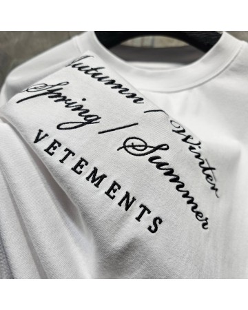 Футболка Vetements