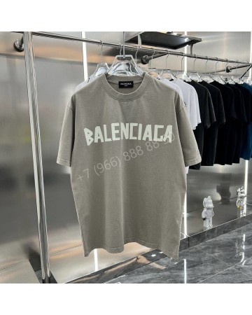 Футболка Balenciaga