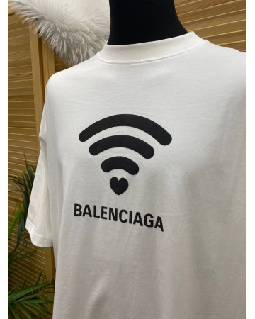 Футболка Balenciaga