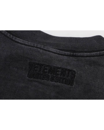 Футболка Vetements