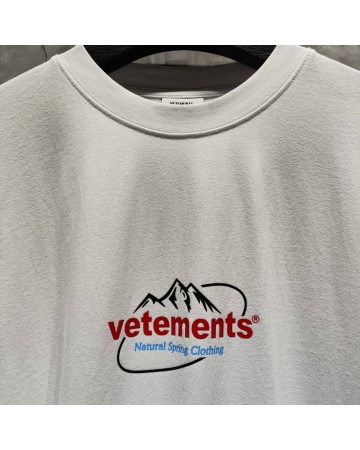 Футболка Vetements