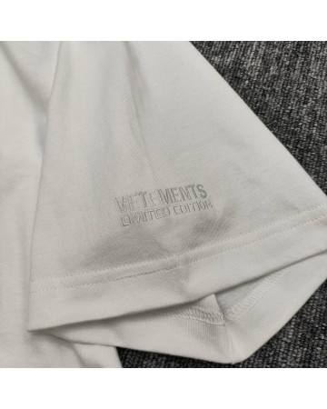 Футболка Vetements