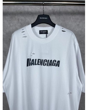 Футболка Balenciaga