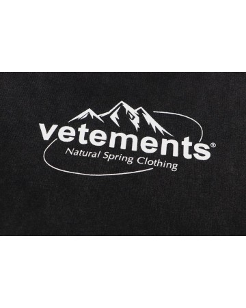 Футболка Vetements