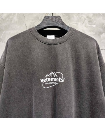 Футболка Vetements