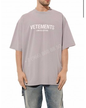 Футболка Vetements