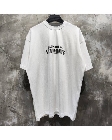 Футболка Vetements