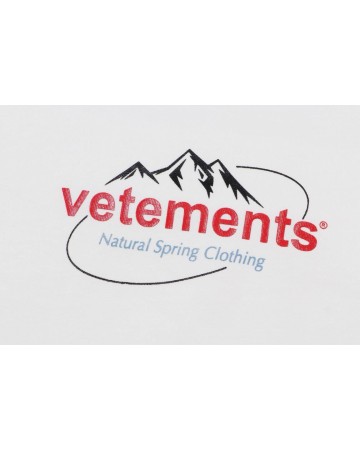 Футболка Vetements