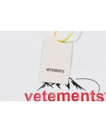 Футболка Vetements