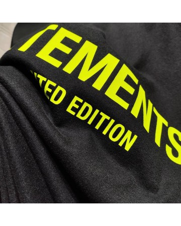 Футболка Vetements