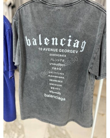 Футболка Balenciaga