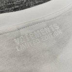 Футболка Vetements