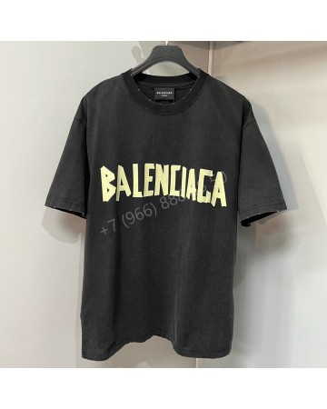 Футболка Balenciaga