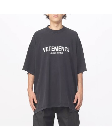 Футболка Vetements