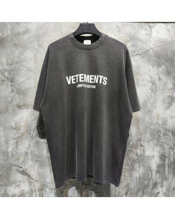 Футболка Vetements