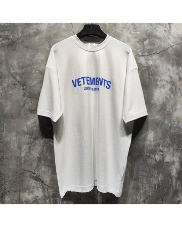 Футболка Vetements