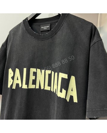 Футболка Balenciaga