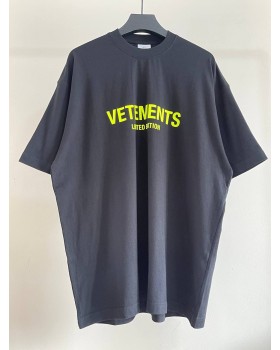 Футболка Vetements