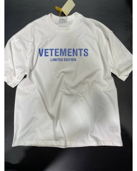 Футболка Vetements