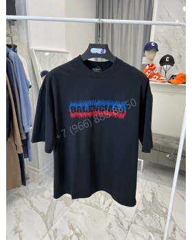 Футболка Balenciaga