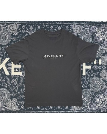 Футболка Givenchy