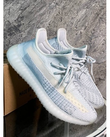 Кроссовки Yeezy