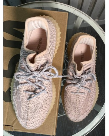 Кроссовки Yeezy