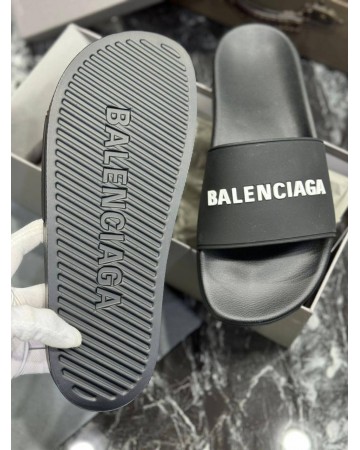 Шлепанцы Balenciaga