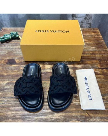 Шлепанцы Louis Vuitton