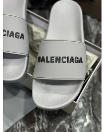 Шлепанцы Balenciaga