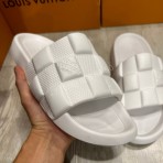 Шлепанцы Louis Vuitton