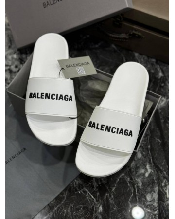 Шлепанцы Balenciaga