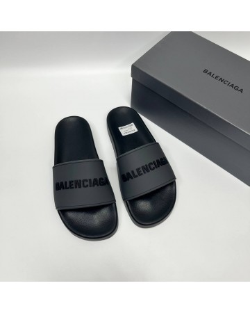 Шлепанцы Balenciaga