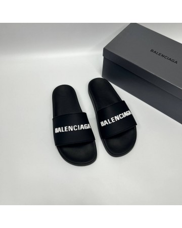 Шлепанцы Balenciaga