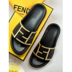 Шлепанцы Fendi