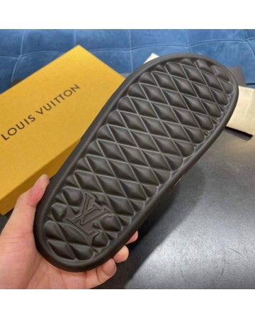 Шлепанцы Louis Vuitton