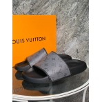 Шлепанцы Louis Vuitton